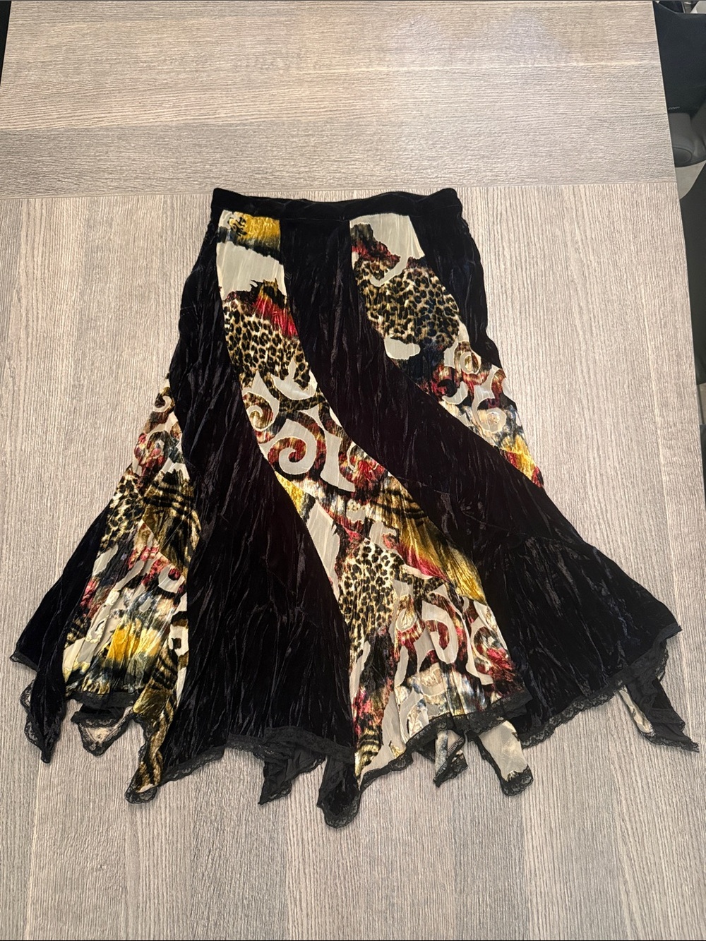 Alberto Makali Black Velvet Panel Midi Skirt - Picture 2 of 7